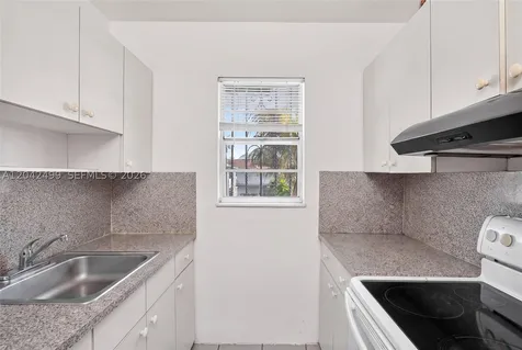 4050 NW 135th Street Opa-Locka FL 33054
