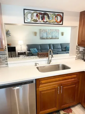 9520 Seagrape Drive Davie FL 33324