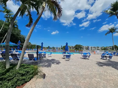 9520 Seagrape Drive Davie FL 33324