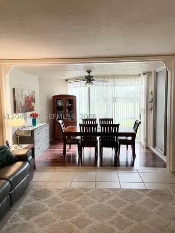 9520 Seagrape Drive Davie FL 33324