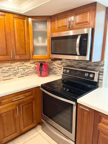 9520 Seagrape Drive Davie FL 33324
