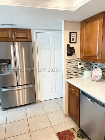 9520 Seagrape Drive Davie FL 33324