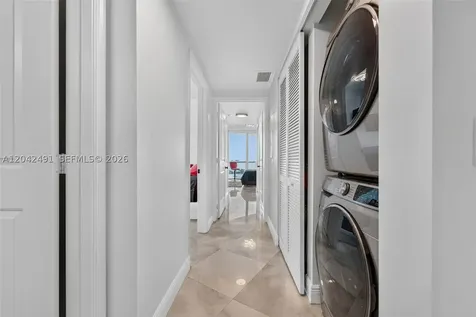 480 NE 30th Street Miami FL 33137