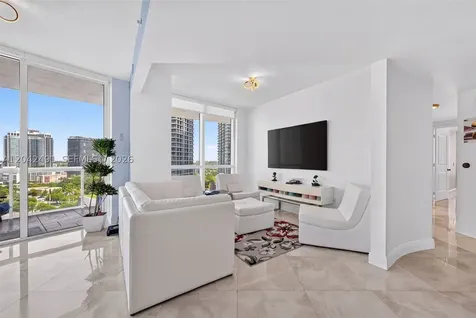 480 NE 30th Street Miami FL 33137