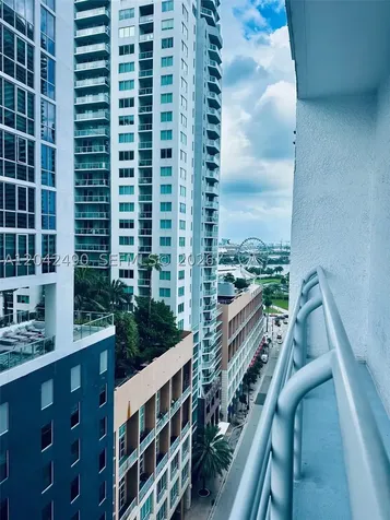 133 NE 2 Avenue Miami FL 33132