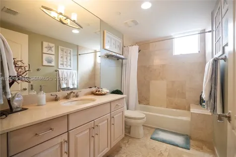 9 NE 20th Avenue Deerfield Beach FL 33441