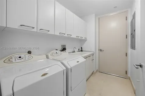 7141 Fisher Island Drive Miami Beach FL 33109