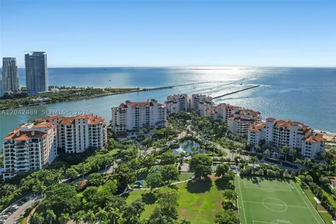 7141 Fisher Island Drive Miami Beach FL 33109