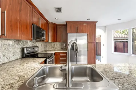 4671 SW 154th Place Miami FL 33185