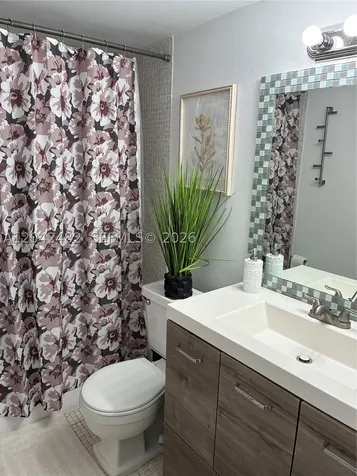 2000 NE 135th Street North Miami FL 33181