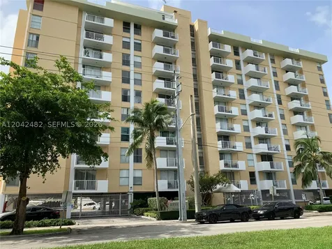 2000 NE 135th Street North Miami FL 33181