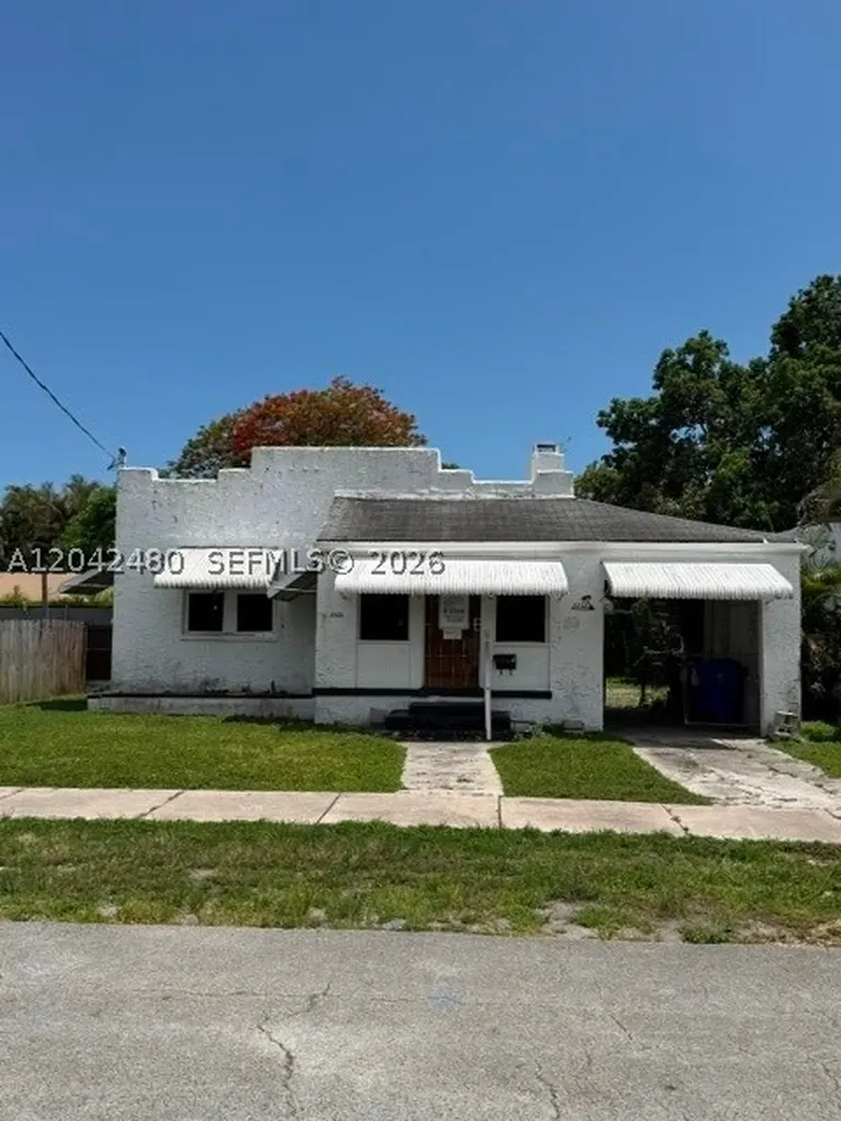 3322 SW 9th Street Miami FL 33135