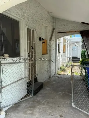 3322 SW 9th Street Miami FL 33135