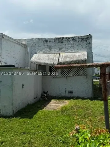 3322 SW 9th Street Miami FL 33135