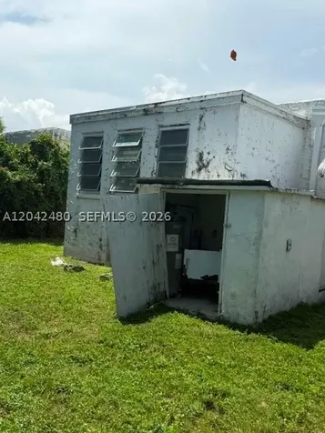 3322 SW 9th Street Miami FL 33135