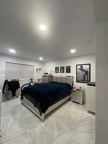 15560 SW 80th Street Miami FL 33193