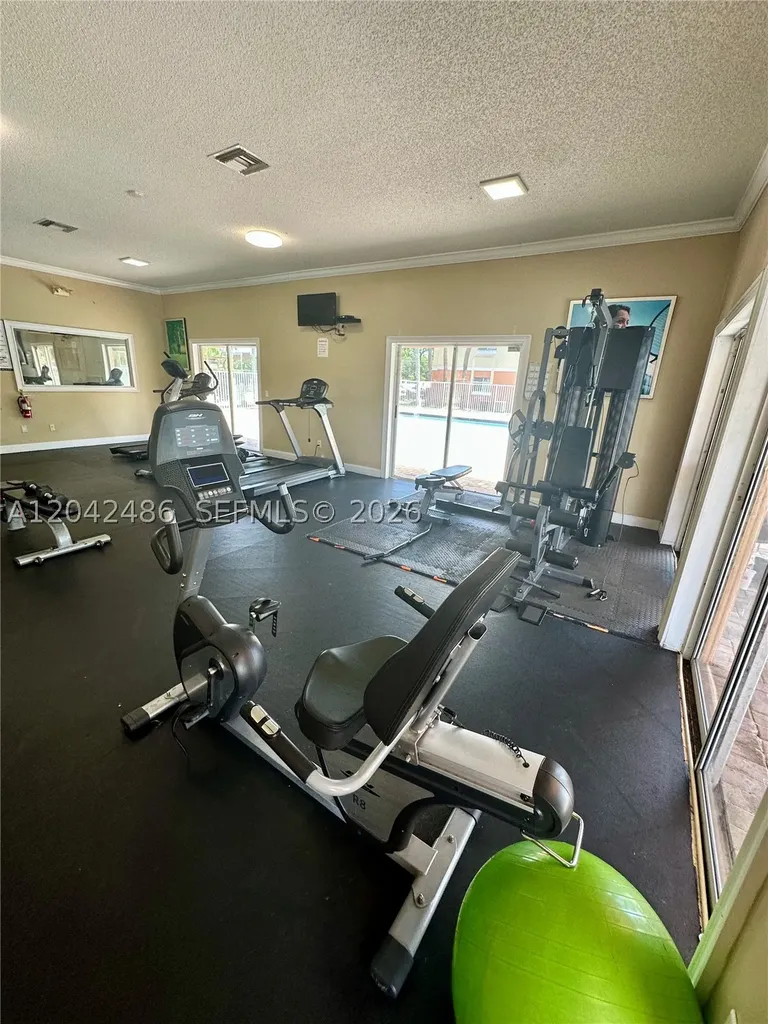 3630 N 56th Avenue Hollywood FL 33021