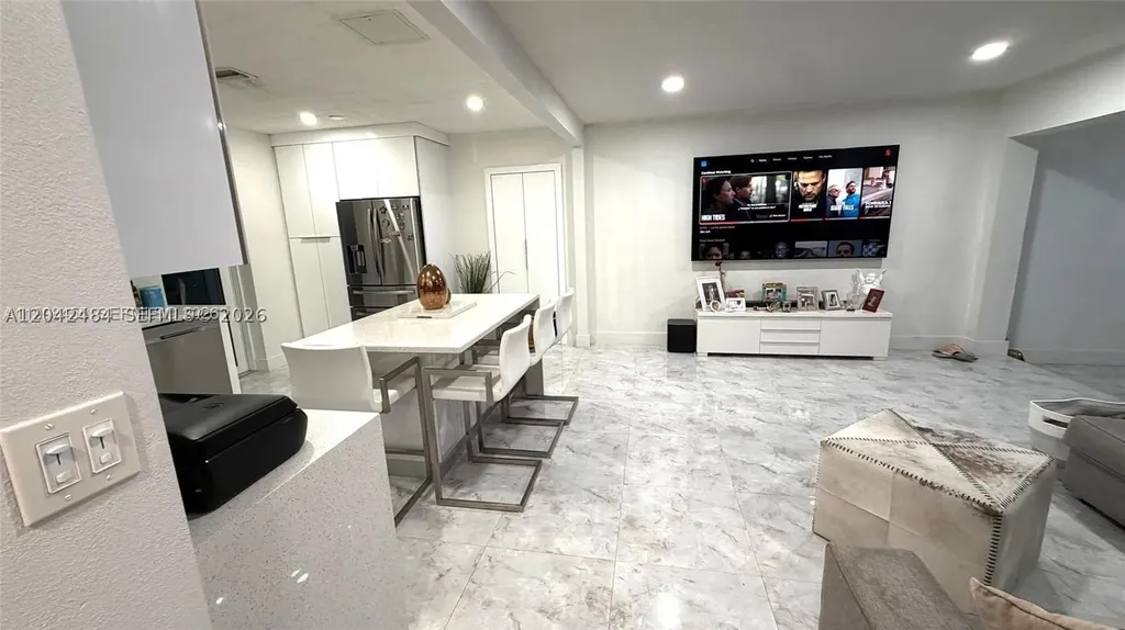 1555 SW 21st Way Fort Lauderdale FL 33312