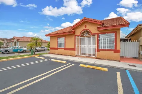 9018 NW 120th Street Hialeah Gardens FL 33018