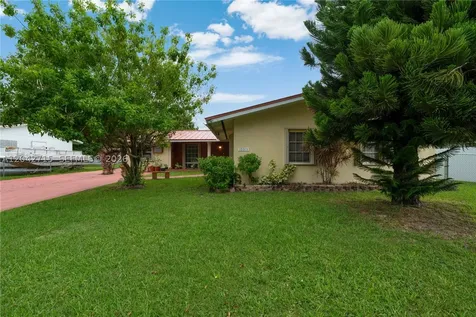 10315 SW 200th Street Cutler Bay FL 33157