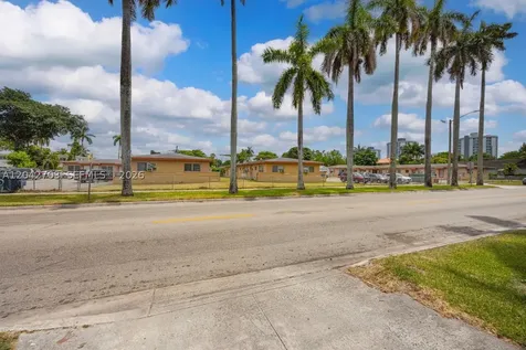 1915 NW 28th Street Miami FL 33142