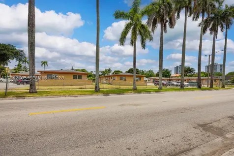 1915 NW 28th Street Miami FL 33142