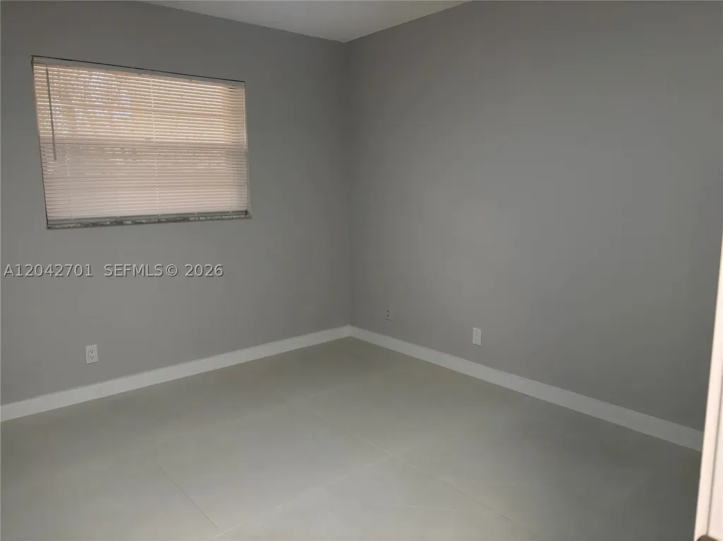 300 Berkley Road Hollywood FL 33024