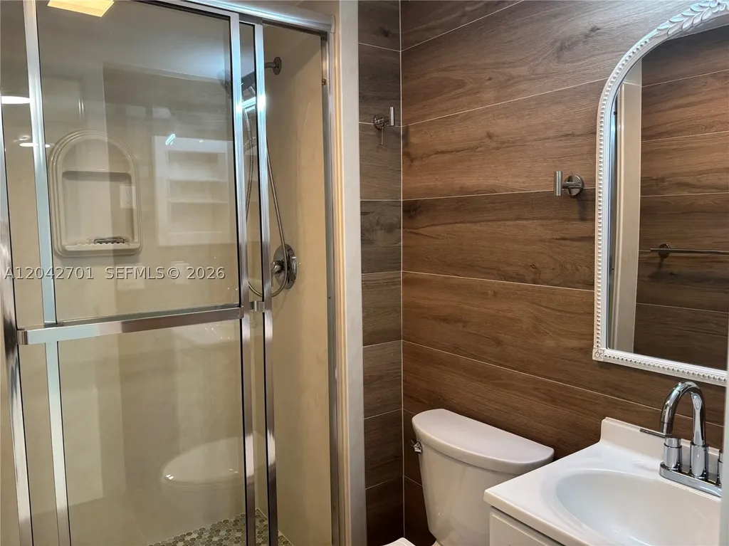 300 Berkley Road Hollywood FL 33024