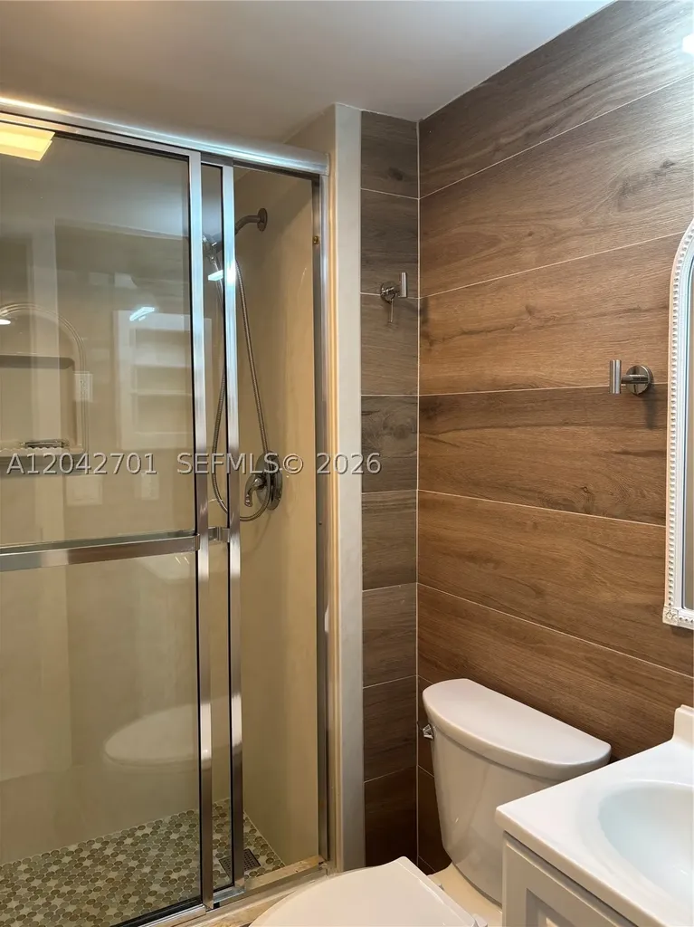 300 Berkley Road Hollywood FL 33024