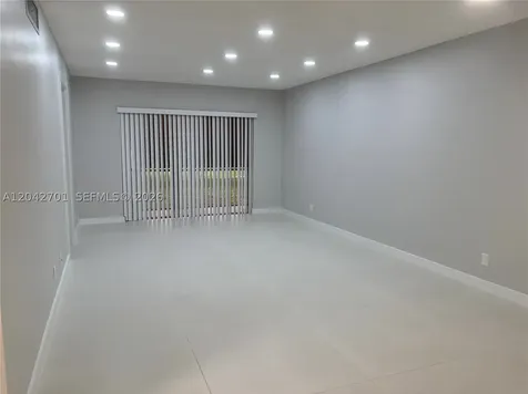 300 Berkley Road Hollywood FL 33024