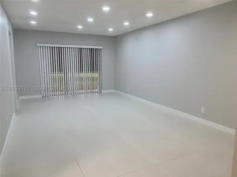 300 Berkley Road Hollywood FL 33024
