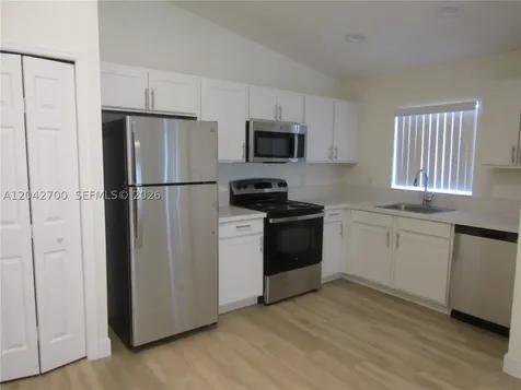 4525 28 Street SW Lehigh Acres FL 33973