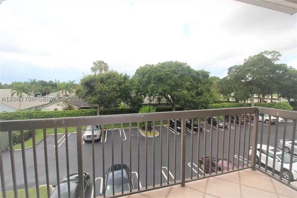 5641 Riverside Drive Coral Springs FL 33067