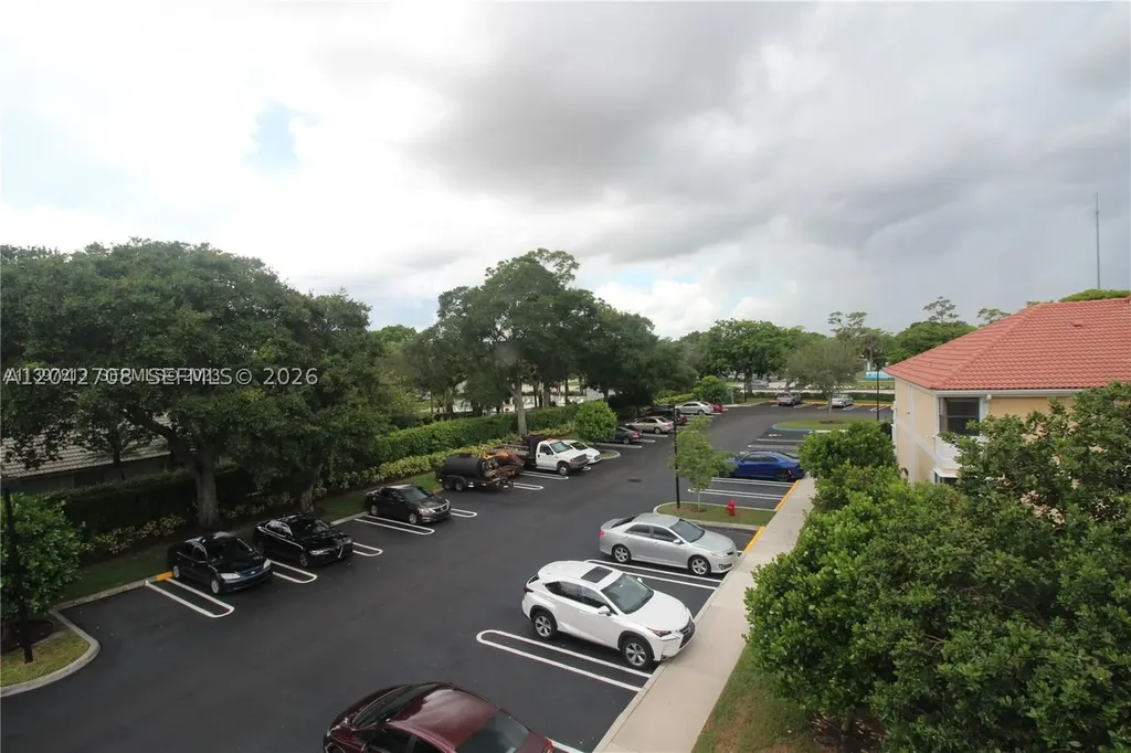 5641 Riverside Drive Coral Springs FL 33067