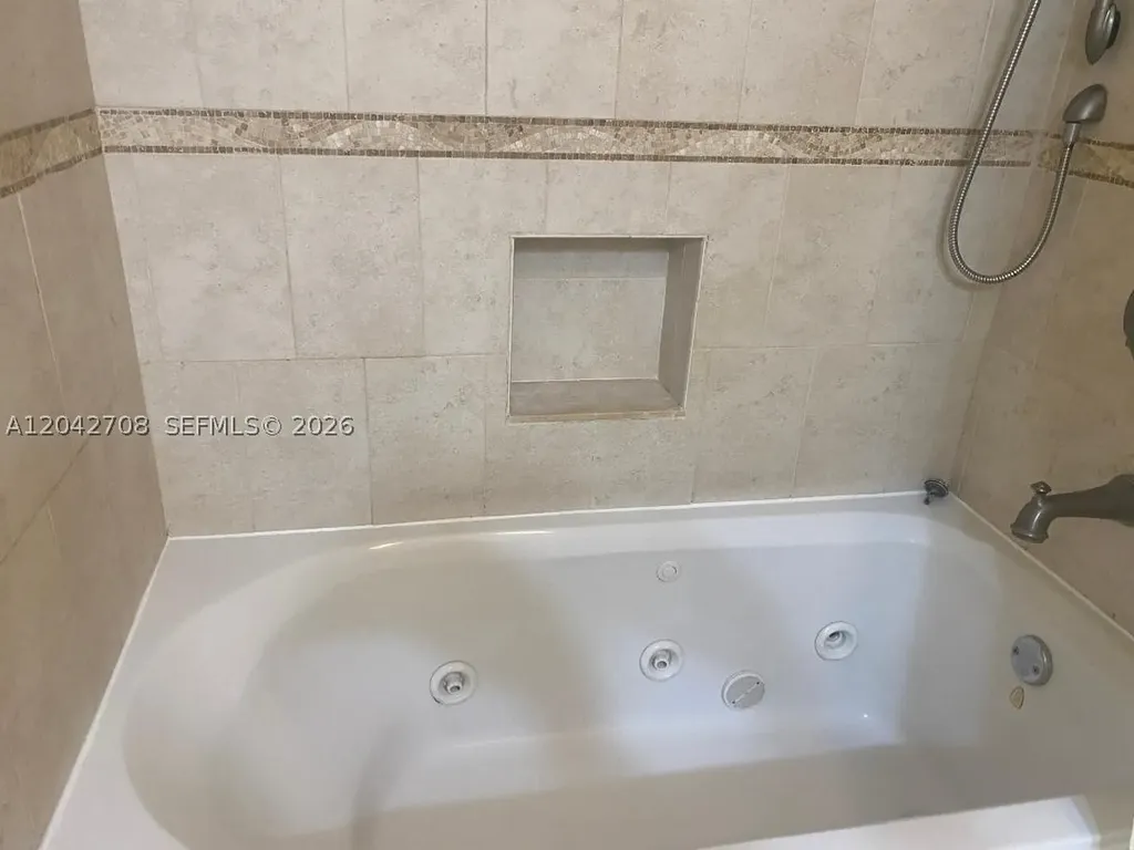 5641 Riverside Drive Coral Springs FL 33067