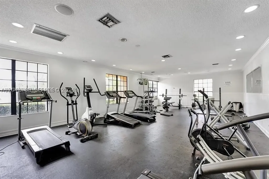5641 Riverside Drive Coral Springs FL 33067
