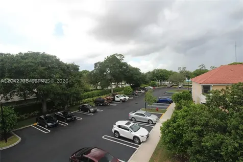 5641 Riverside Drive Coral Springs FL 33067