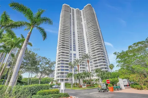 3500 Mystic Pointe Drive Aventura FL 33180