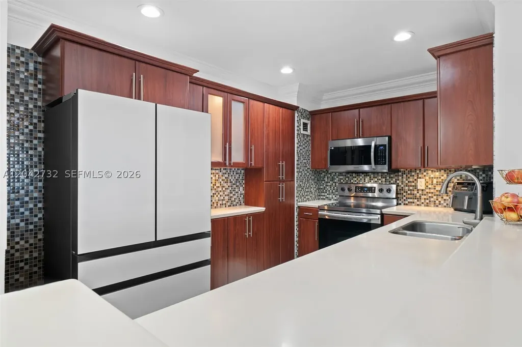 20100 W Country Club Drive Aventura FL 33180