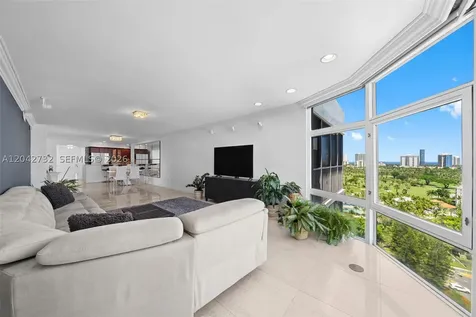 20100 W Country Club Drive Aventura FL 33180