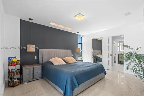 20100 W Country Club Drive Aventura FL 33180