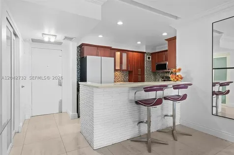 20100 W Country Club Drive Aventura FL 33180