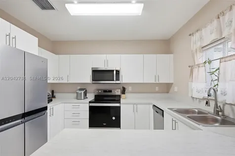 1233 NW 4th Lane Florida City FL 33034