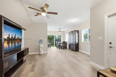 1233 NW 4th Lane Florida City FL 33034