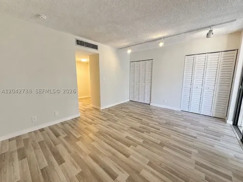20200 W Country Club Drive Aventura FL 33180