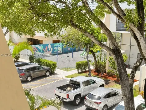 20200 W Country Club Drive Aventura FL 33180