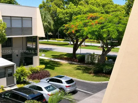 20200 W Country Club Drive Aventura FL 33180