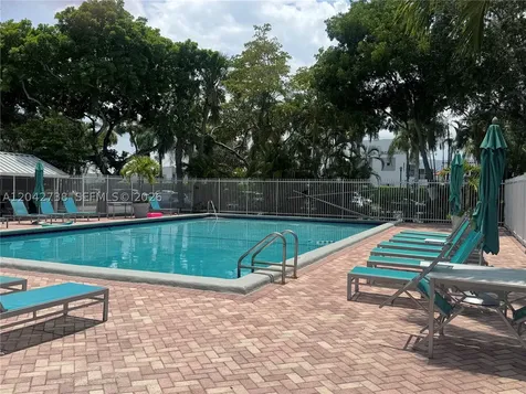 20200 W Country Club Drive Aventura FL 33180