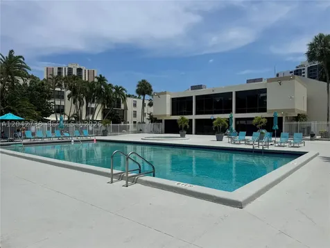 20200 W Country Club Drive Aventura FL 33180