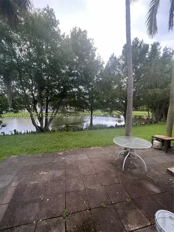 2151 NW 77th Way Pembroke Pines FL 33024